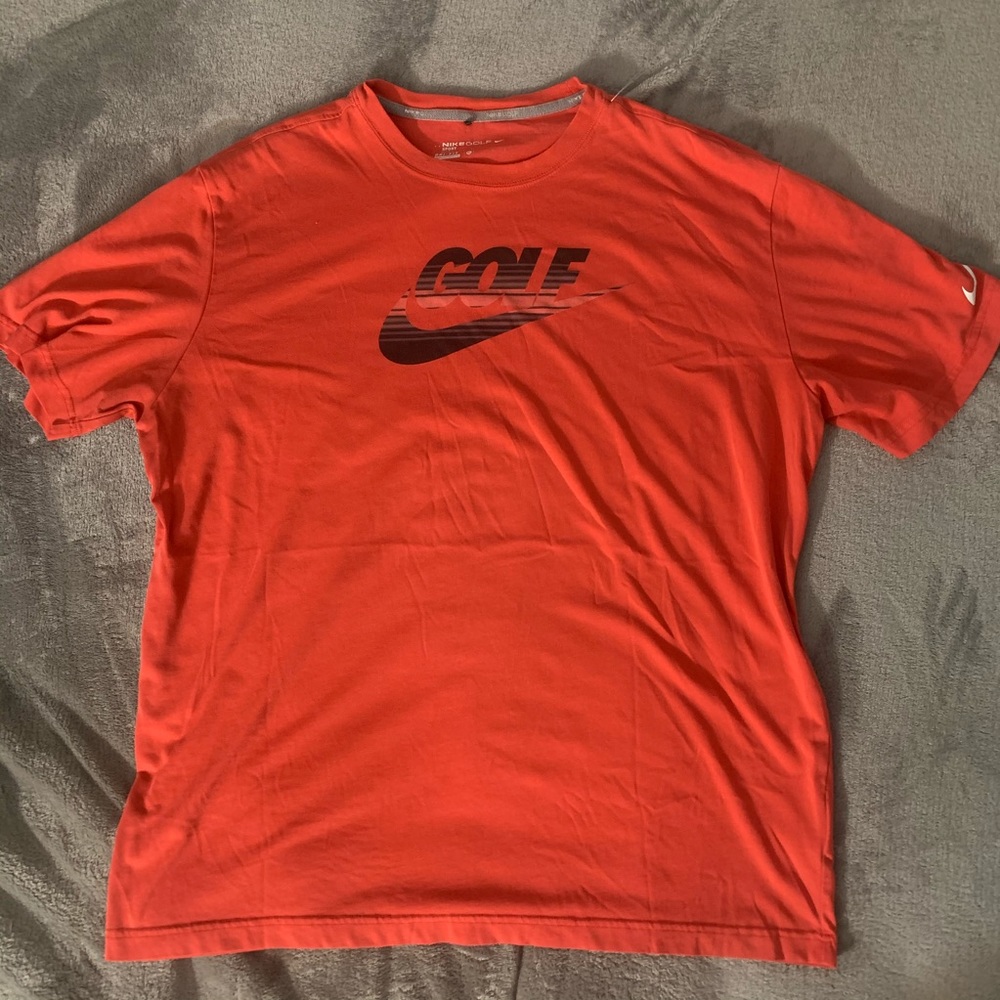 Nike’s golf shirt size large great shape